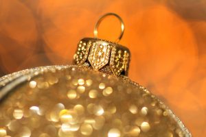 Physical Gold vs. Paper Gold: Understanding the Differences and Risks